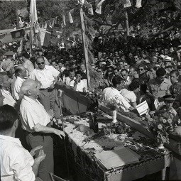 עצרת בחירות במעברת טירה, יולי 1951